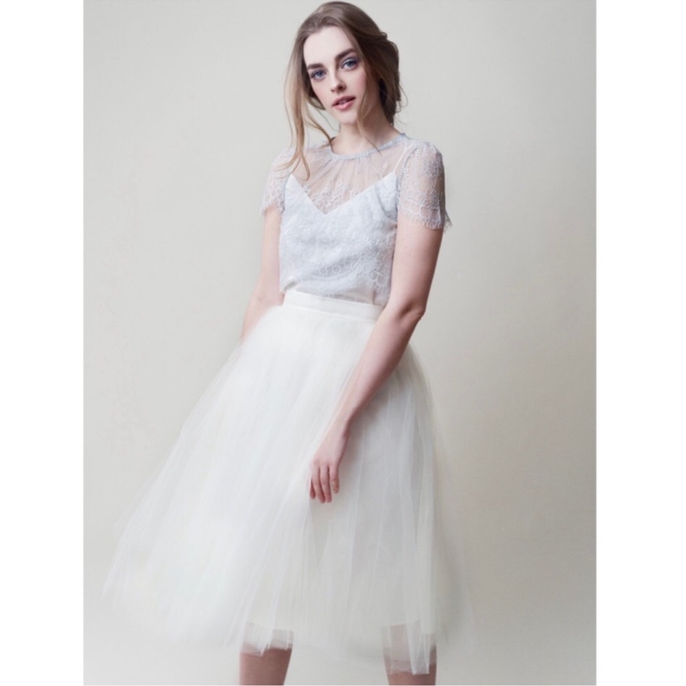 ALEXANDRA GRECCO • ANTHROPOLOGIE Cream Tulle Skirt Size 2